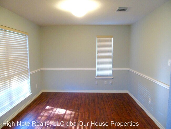 Building Photo - 3 br, 2.5 bath House - 8971 W Hove Loop
