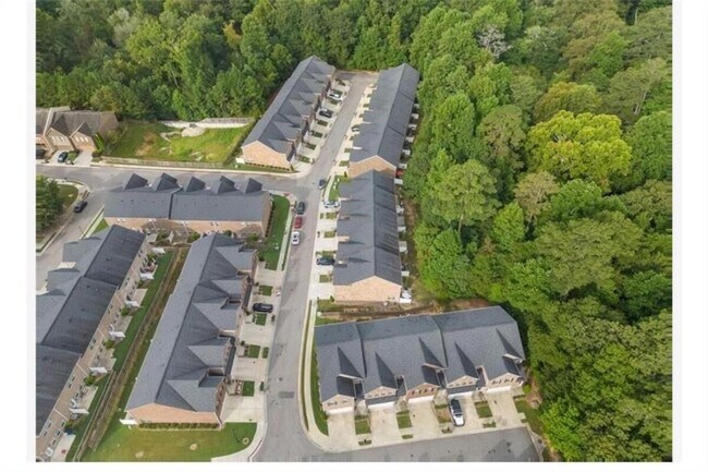 Foto del edificio - 1427 Haynescrest Ct