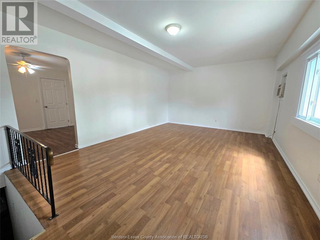 Primary Photo - 476 Hyde St