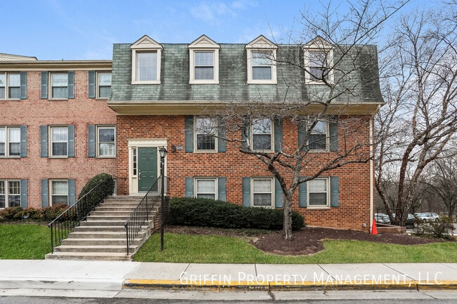 Photo - 6000 Westchester Park Dr Townhome