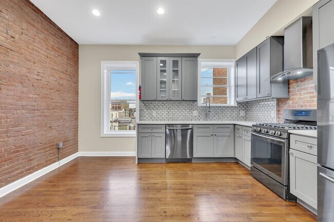 Building Photo - 1211 Palisade Ave