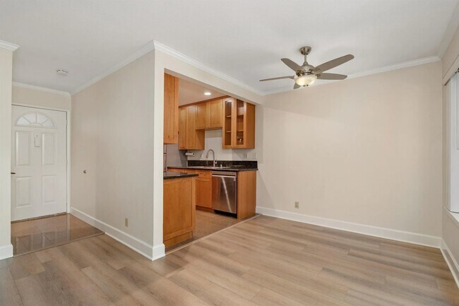 Foto del edificio - 8666 Via Mallorca