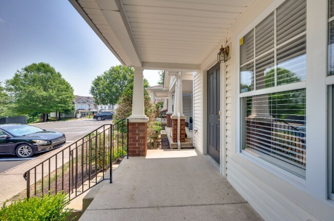 Foto del edificio - 209 Shadow Glen Dr