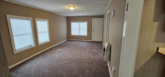 Building Photo - 1430 Shelby Dr