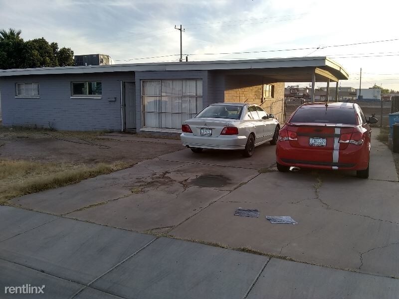 Foto del edificio - 2 br, 1 bath Apartment - 2814 N 34th Dr.