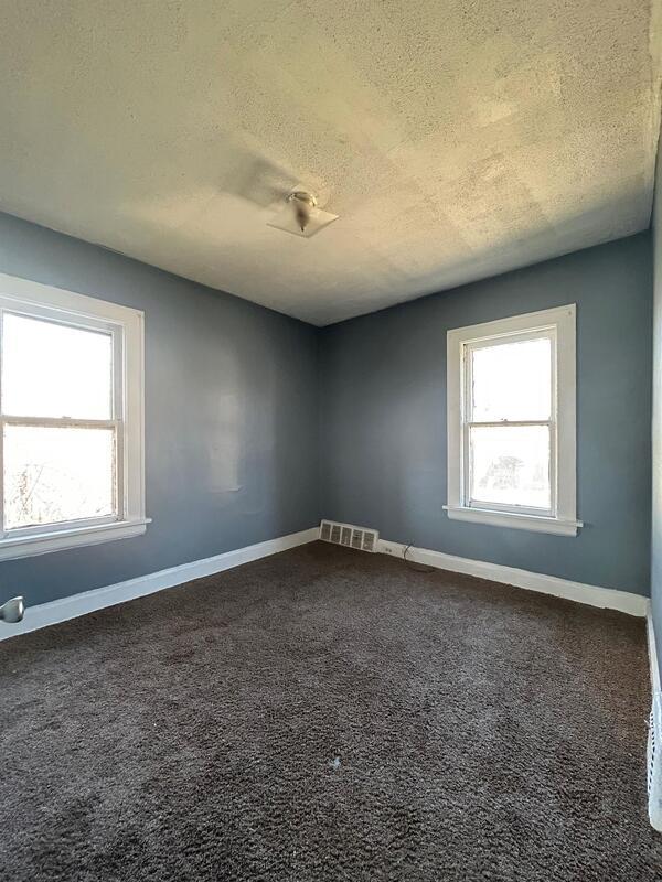 Building Photo - 14013 Glenside Rd