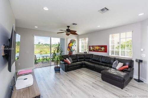 Foto del edificio - 4762 Sundance Way