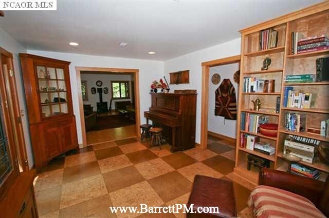 Building Photo - 18277 Nubian Way