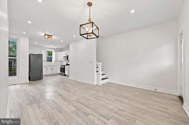 Foto del edificio - 5744 Delancey St