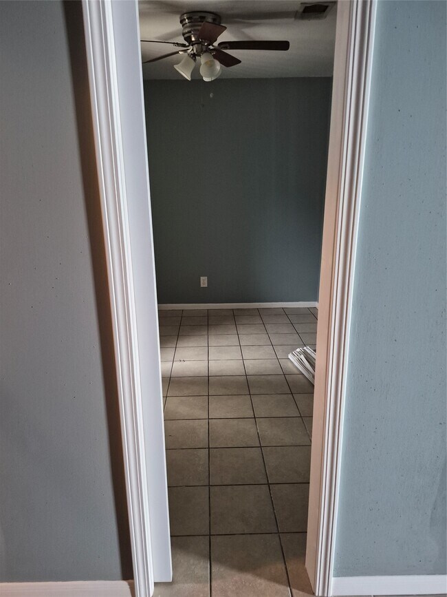 Foto del edificio - 3506 Cove View Blvd