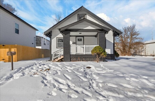 Photo - 218 S Walcott St House