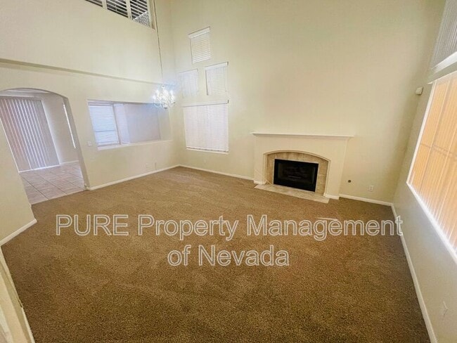 Building Photo - 266 Bluefield Ln