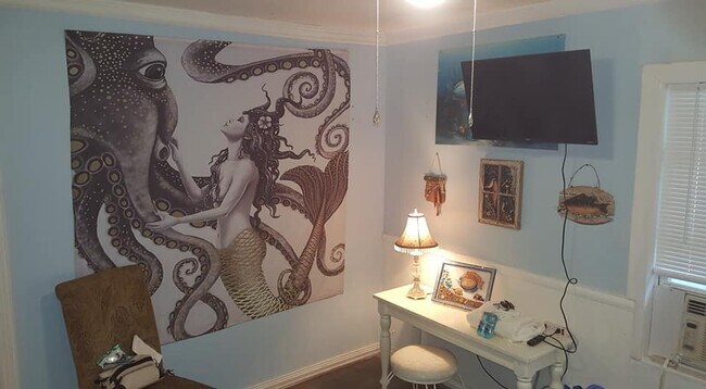 Foto del edificio - 1317 N T St