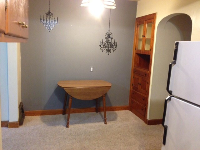 Dining Room - 220 S 10th St