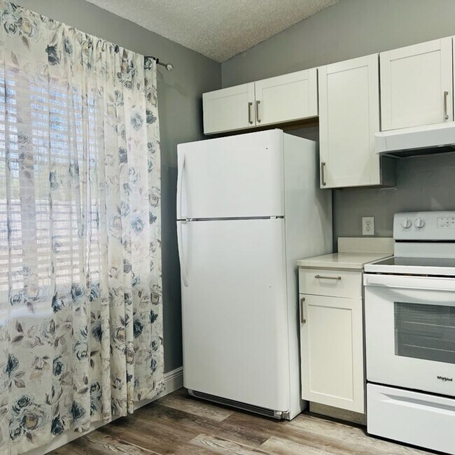 Foto del edificio - UCF Duplex