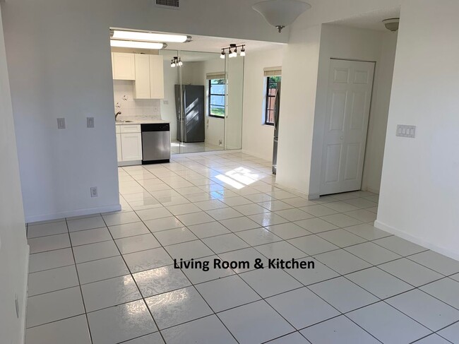 Building Photo - 3606 Alder Dr