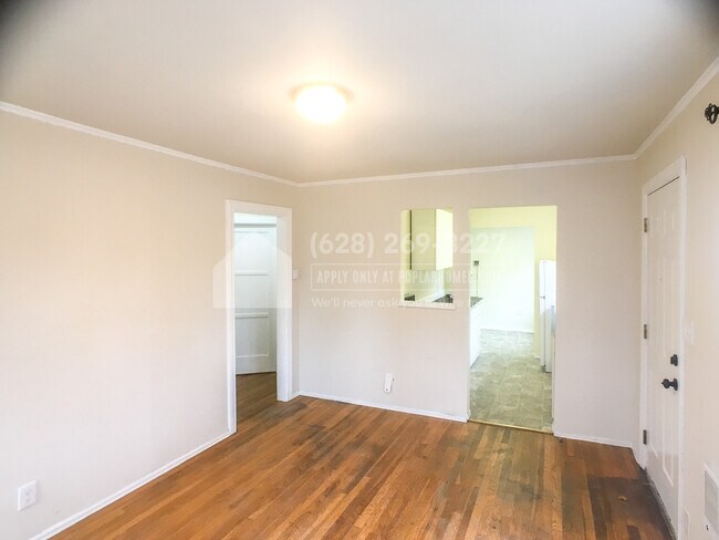 Building Photo - 7359 16th Ave SW
