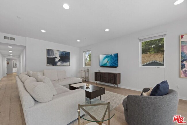 Foto del edificio - 11912 Laurelwood Dr