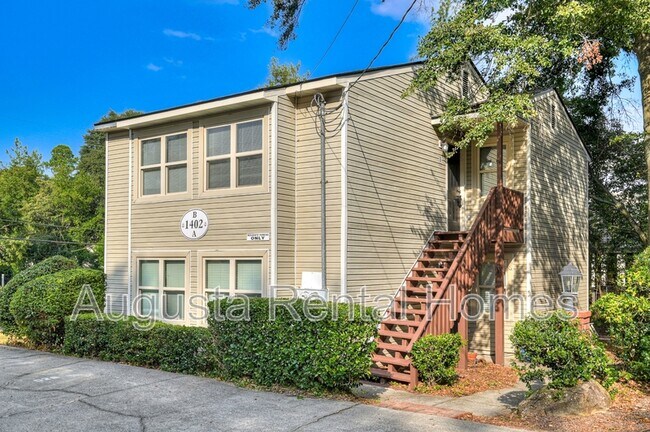 Building Photo - 1402 Johns Rd