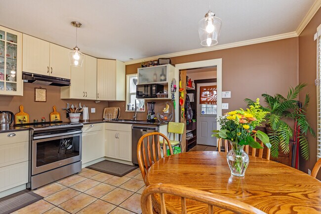 Photo du bâtiment - 46346 Margaret Ave