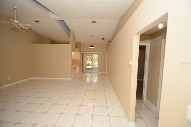 Building Photo - 19 Flemingwood Ln