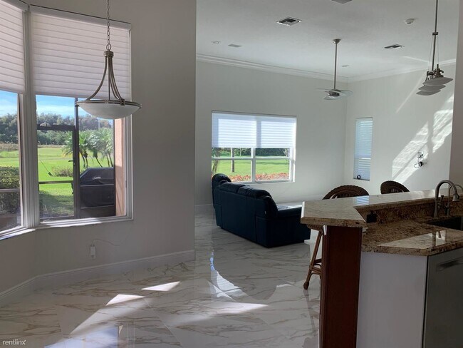 Building Photo - 4 br, 3 bath House - 8055 Woodsmuir Dr