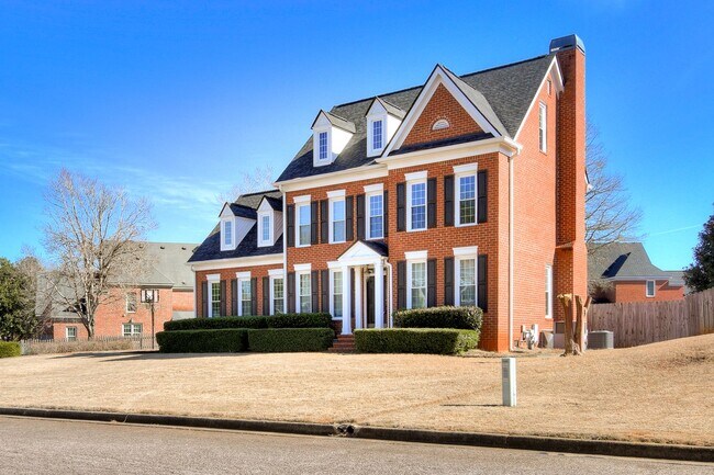 Foto del edificio - Large 3 Story Home in Evans!