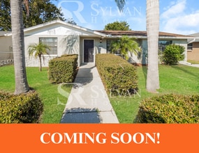 Building Photo - 8729 Sabal Way
