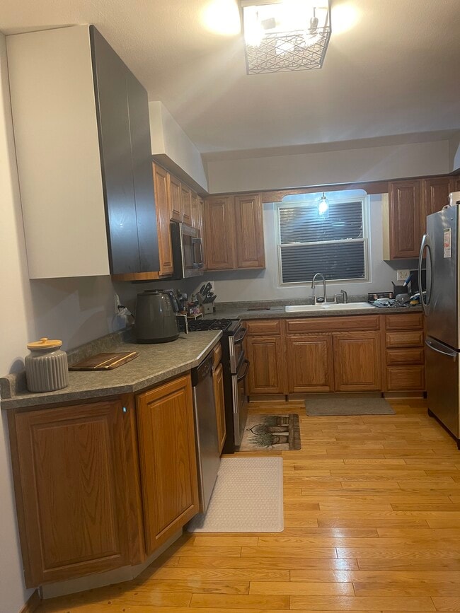 Building Photo - 1828 Beech St