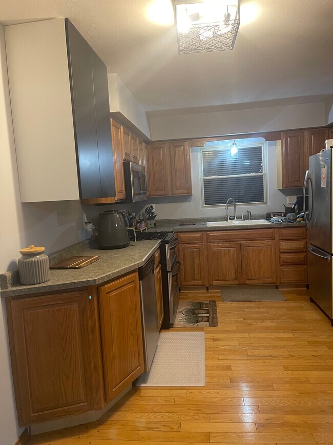 Foto del edificio - 1828 Beech St