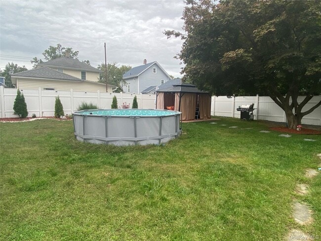 Foto del edificio - 7 Woods Pl