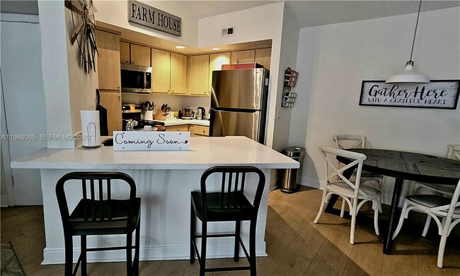 Foto del edificio - 12400 Vista Isles Dr