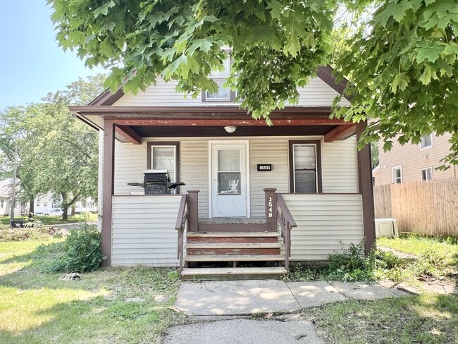 Building Photo - 1549 Porter Ave
