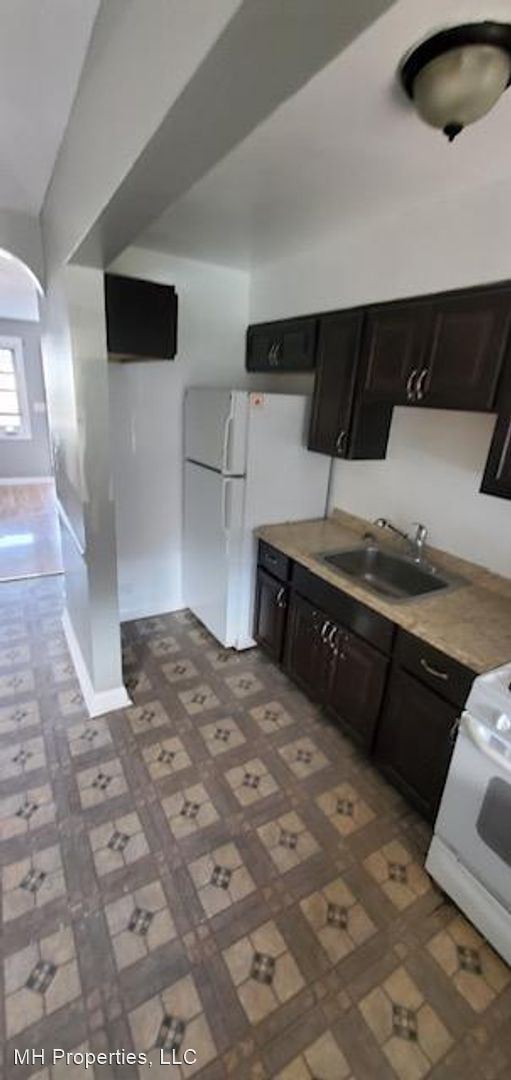 Foto del edificio - 2 br, 1.5 bath House - 336 Kane Street