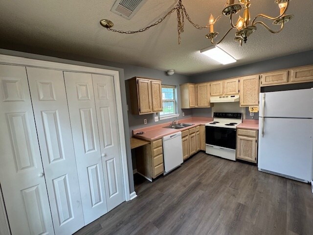 Foto del edificio - 2627 Bay Pointe Cir E