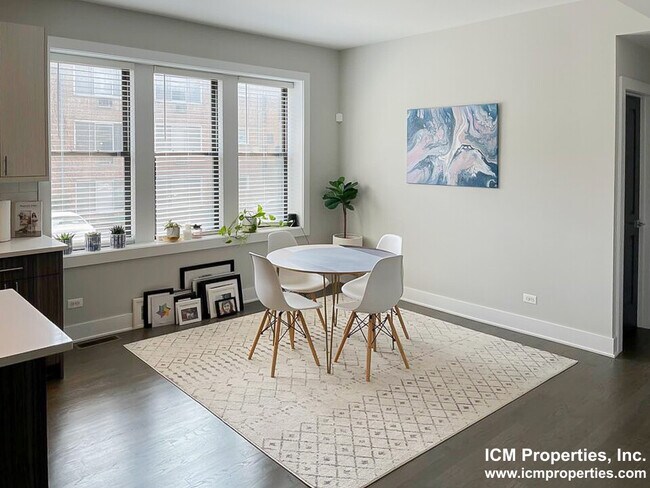 Foto del edificio - 2505 N Rockwell St