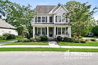 Building Photo - 13 S Olmstead Ln