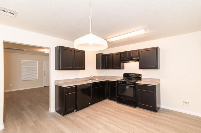 Building Photo - 12613 Rio Lindo St