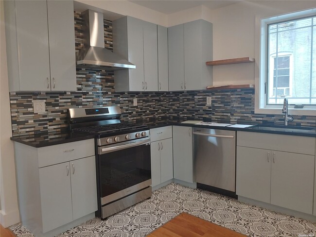 Building Photo - 97-21 107th St