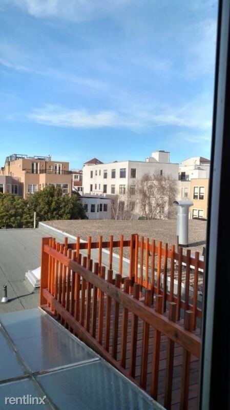 Building Photo - 1 br, 1 bath Apartment - 1644 Beach St