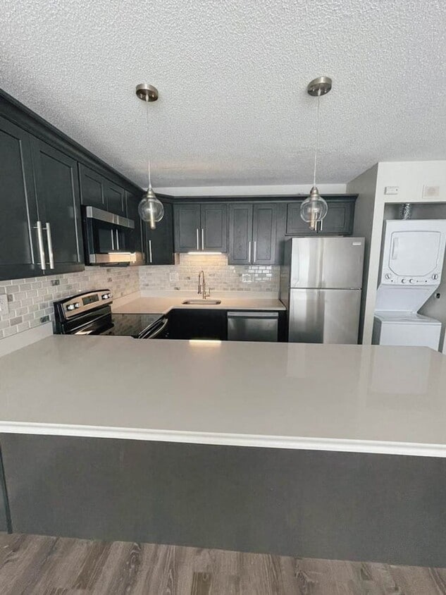 Beautifully Renovated 1bd Condo - Beautifully Renovated 1bd Condo