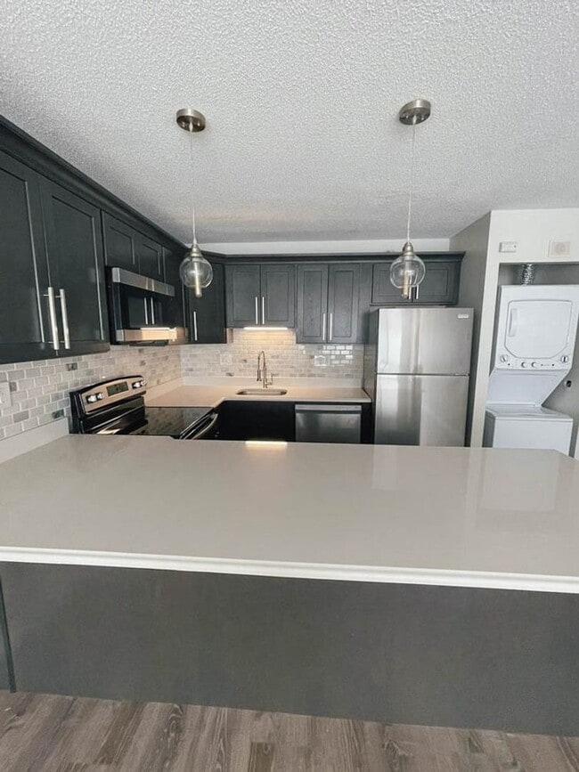 Beautifully Renovated 1bd Condo - Beautifully Renovated 1bd Condo