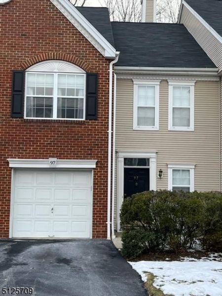Foto principal - 97 Heritage Ct