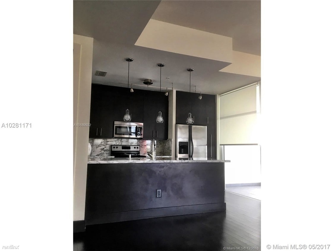 Primary Photo - 6709 Biscayne Blvd