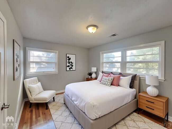 Foto del edificio - 1768 Santa Cruz Dr