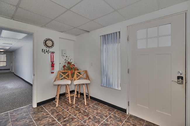 Building Photo - 1212 S Highland Ave