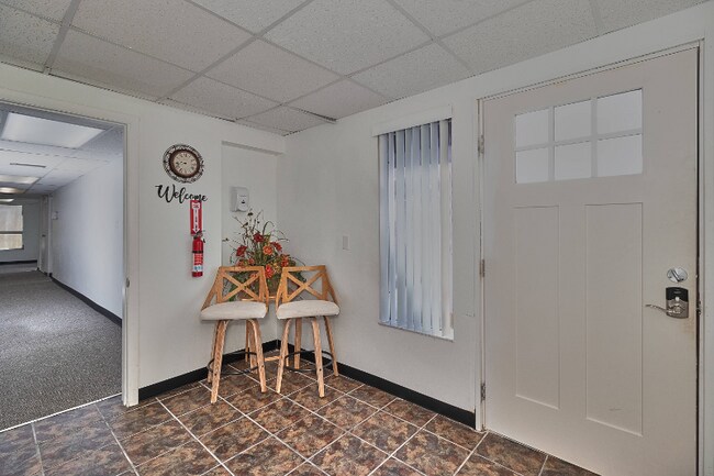 Foto del edificio - 1212 S Highland Ave