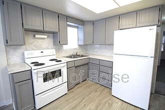 Building Photo - 4312 W Camas St