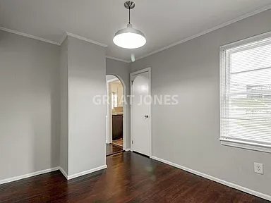 Foto del edificio - 409 Emma St