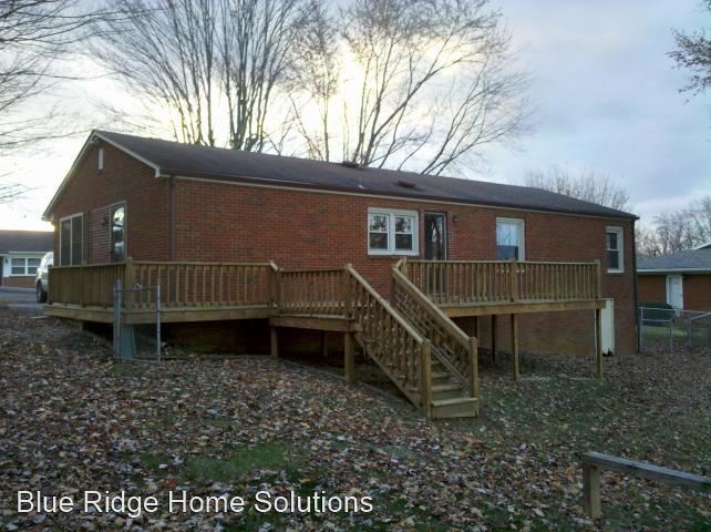 Building Photo - 3 br, 1.5 bath House - 1016 W. Skyline Drive